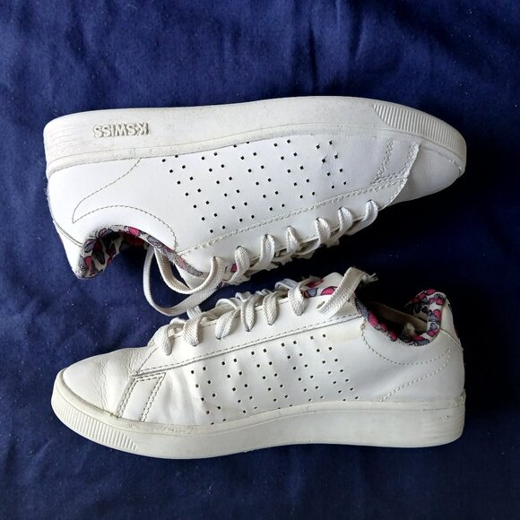 GIRLS K-SWISS SHOES WHITE W/PINK BUTTERFLY SIZE 4.5 - Picture 3 of 6